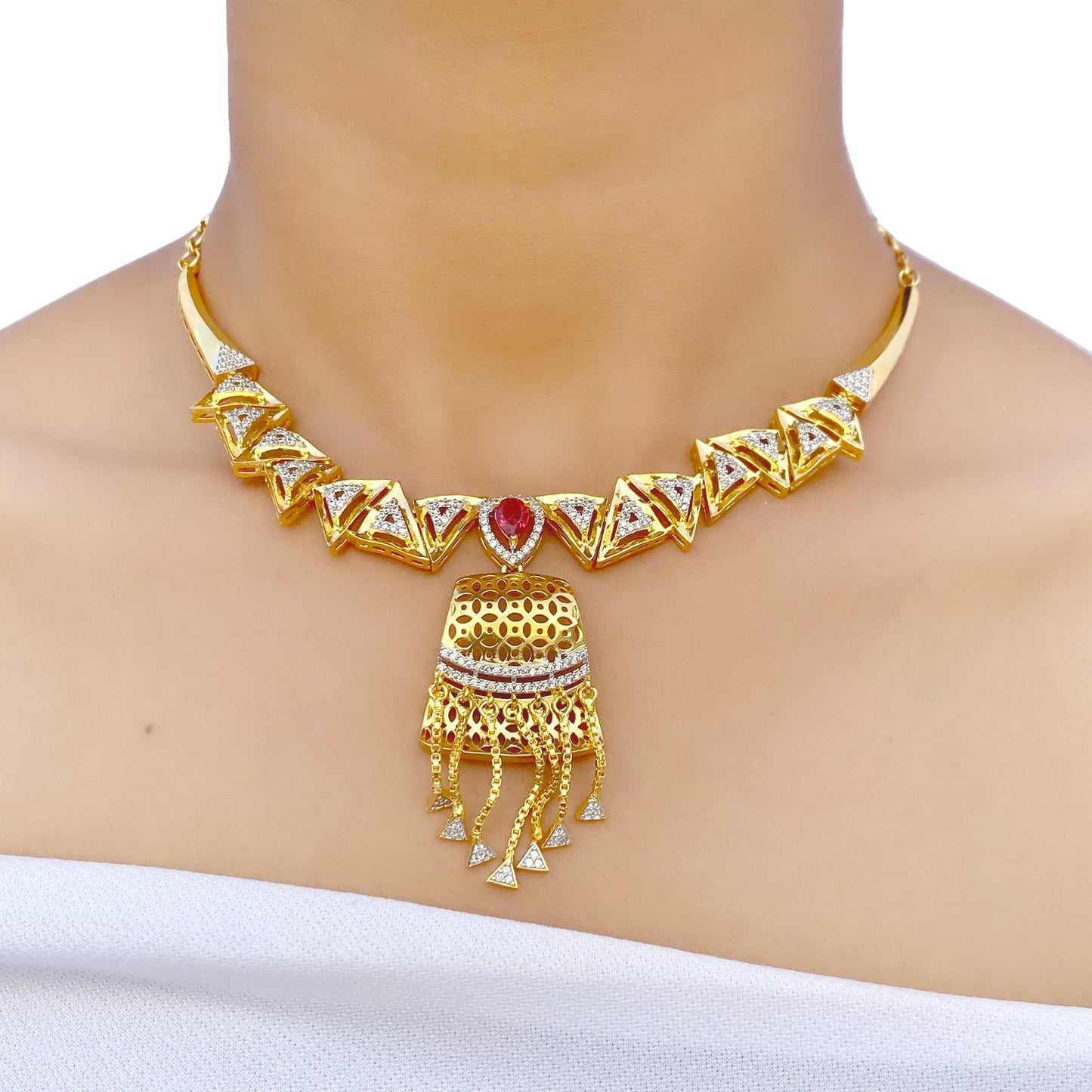 Sira AD Studded Necklace Set