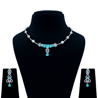 Vastra AD Studded Necklace Set