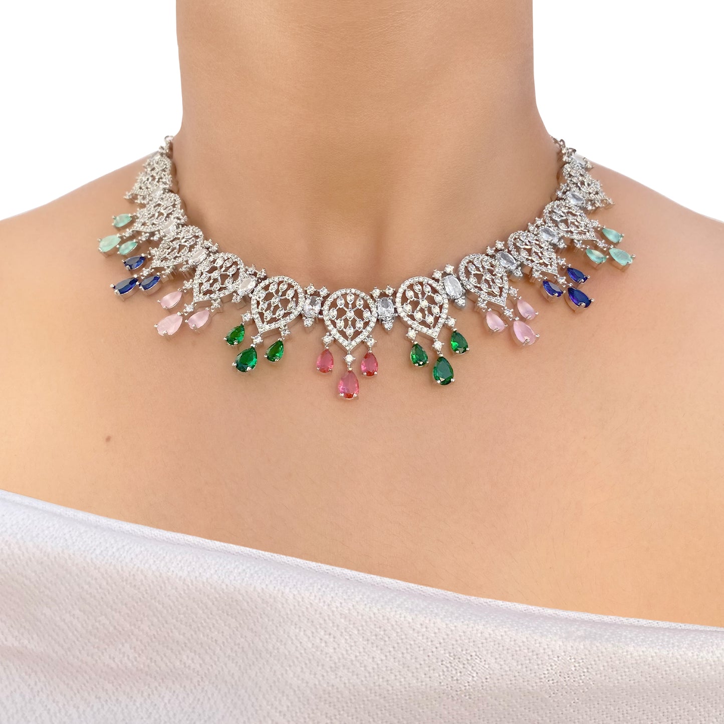 Anvika AD Studded Necklace Set