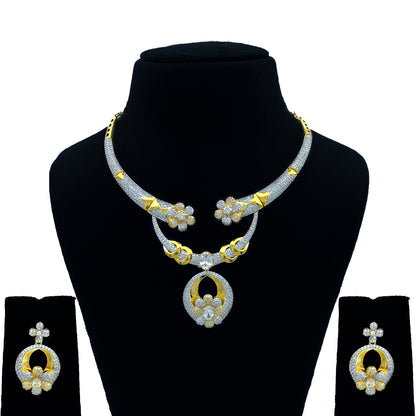 Taj AD Studded Necklace Set