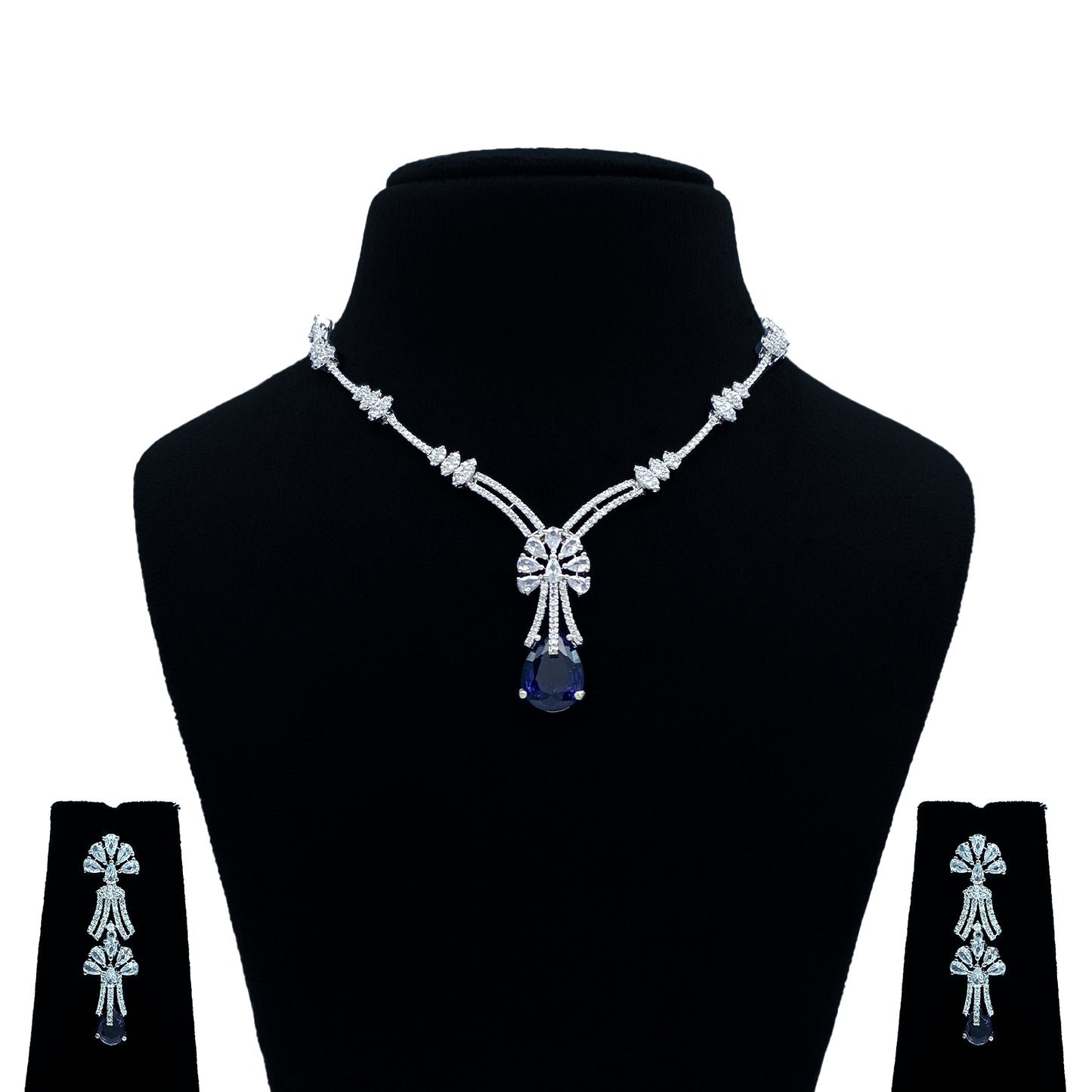 Samira AD Studded Necklace Set