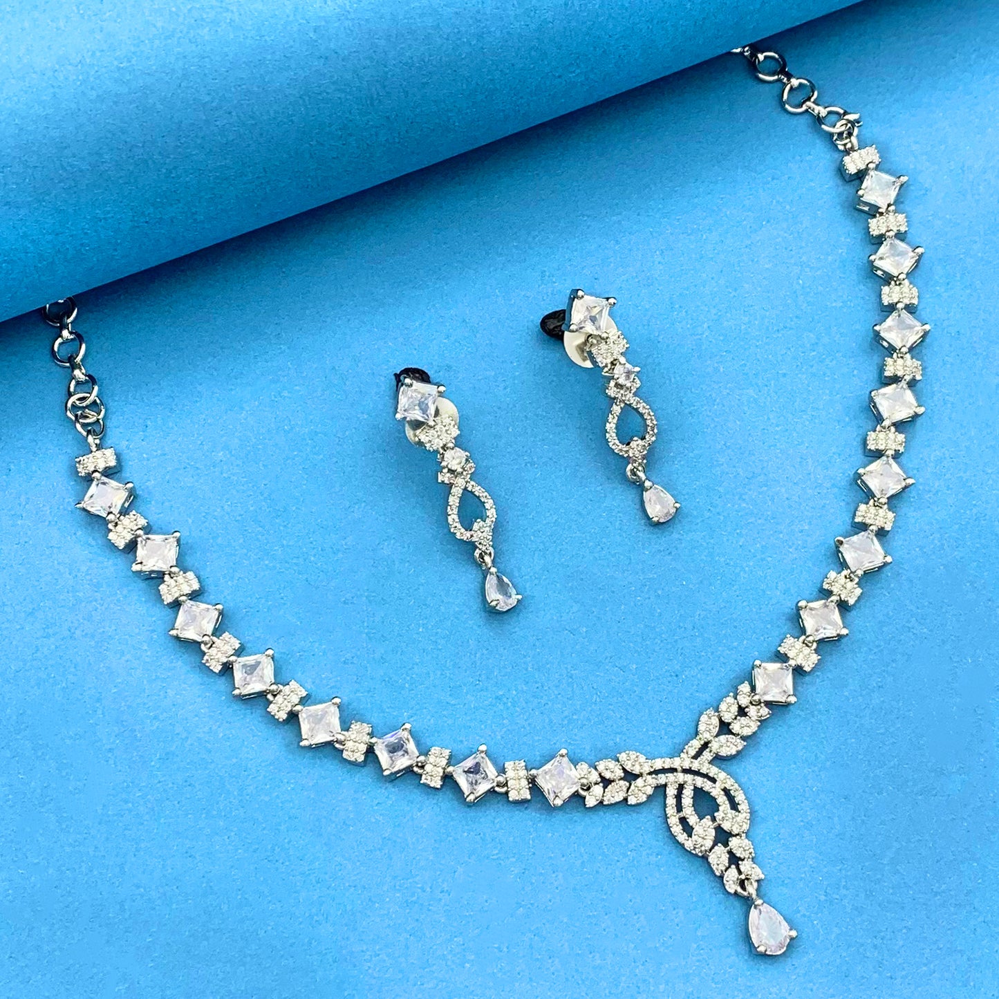 Jiya AD Studded Necklace Set