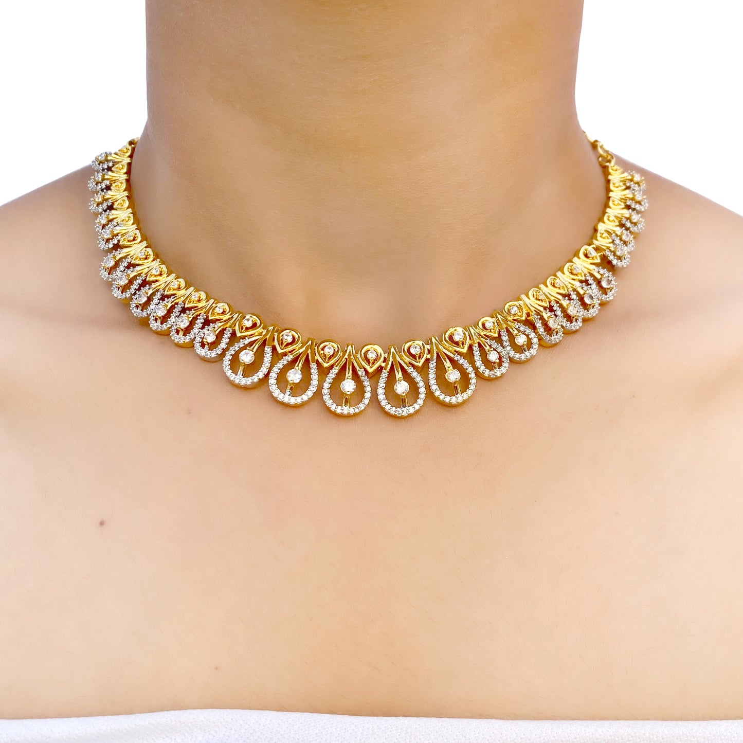 Tejasvi AD Studded Necklace Set